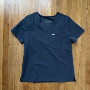 FIGS CATARINA SCRUB TOP CHARCOAL